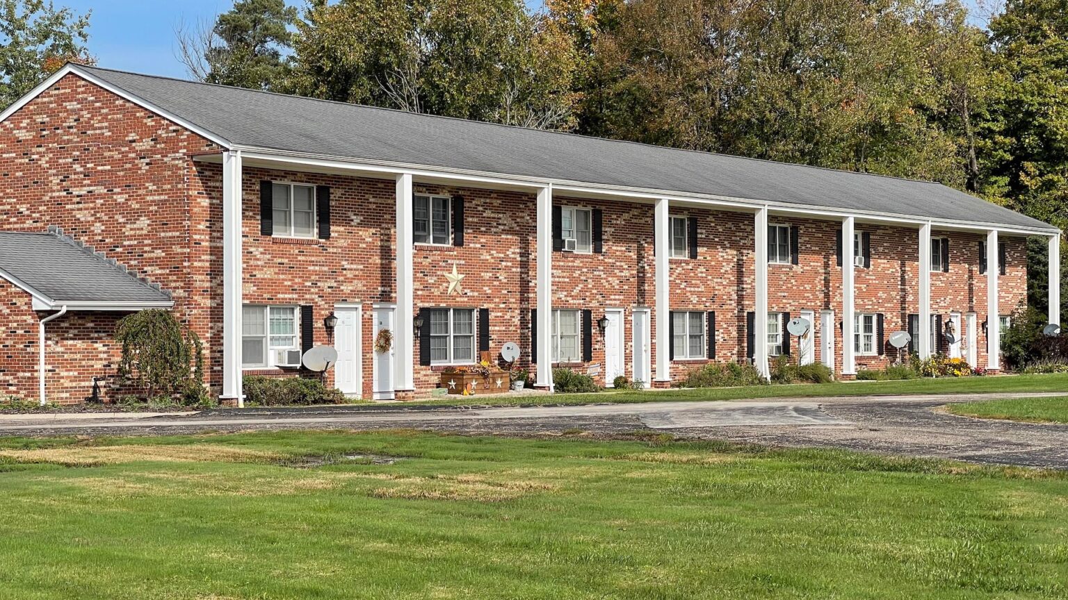 Lamplighter Court MBL Management, Inc.